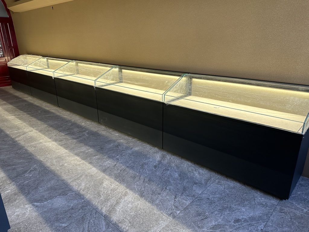 floor-embedded niche display case