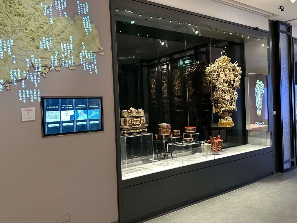 museum display cases