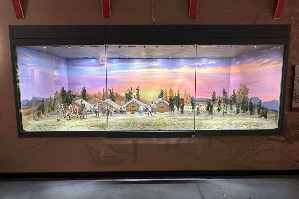 Custom museum display cases for Xinjiang Wujiaqu Memorial Hall