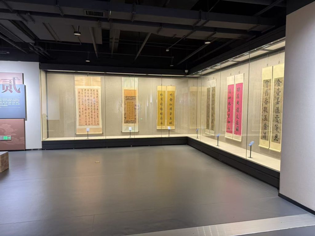 Custom Museum Display Cases