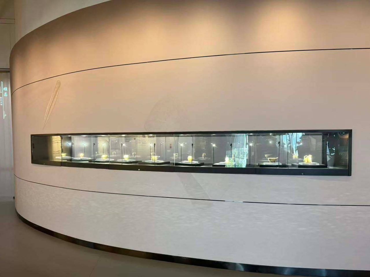 Curved Niche Cabinet